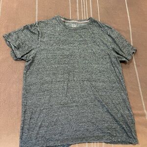 Men's Gray and Green T-Shirt